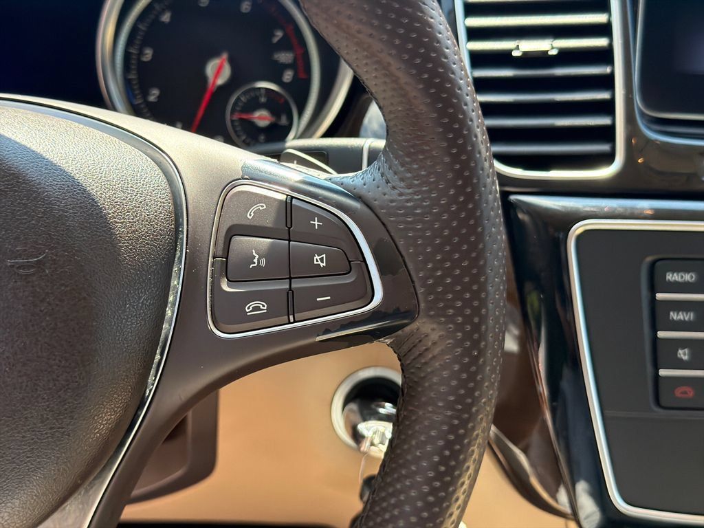 Used 2018 Mercedes-Benz GLE 350 w/ Premium 1 Package image 26