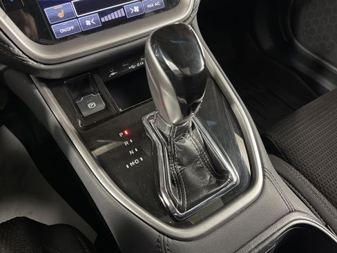 Used 2020 Subaru Outback Premium image 25