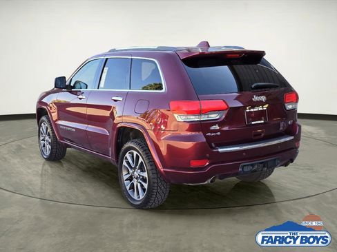 Used 2018 Jeep Grand Cherokee Overland image 2