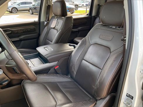 Used 2025 RAM 1500 Limited w/ Trailer Tow Group image 7