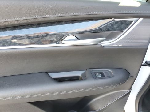 Certified 2024 Cadillac XT5 Premium Luxury image 16