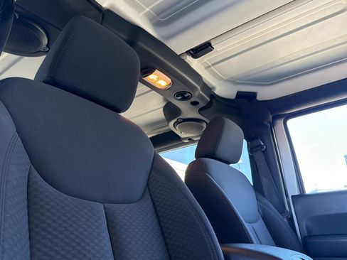 Used 2013 Jeep Wrangler Sport AWD/4WD image 18