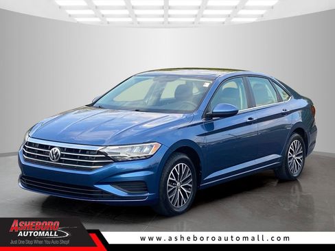 Used 2021 Volkswagen Jetta image 1