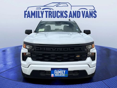 Used 2023 Chevrolet Silverado 1500 Custom image 8