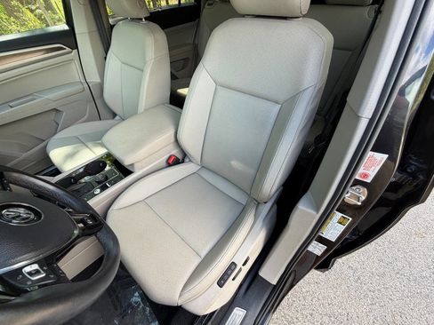 Used 2019 Volkswagen Atlas SEL R-Line AWD/4WD image 11