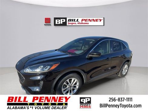 Used 2020 Ford Escape SE image 1