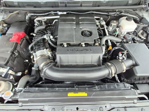 Used 2023 Nissan Frontier PRO-4X w/ Pro Convenience Package image 19