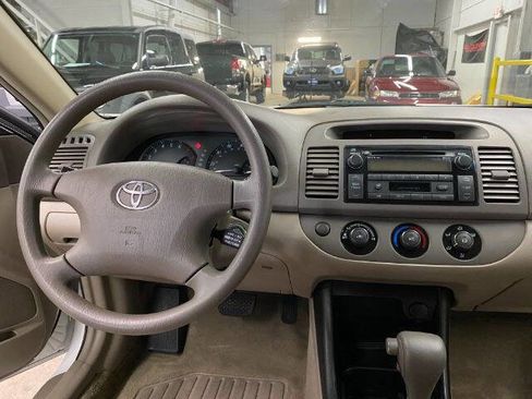 Used 2003 Toyota Camry LE image 16