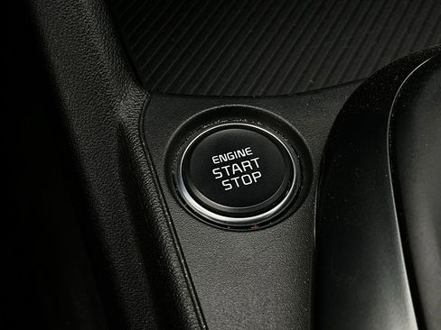 Used 2025 Kia K4 LXS image 25