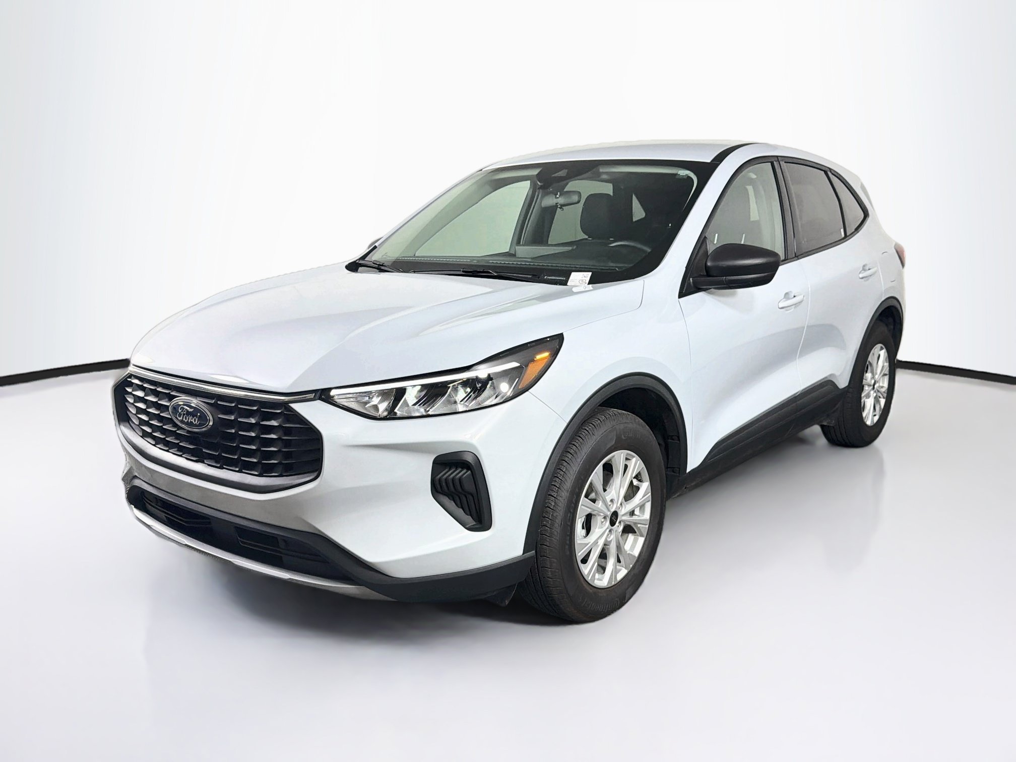 Used 2026 Ford Escape Active w/ Tech Pack #1 AWD/4WD image 3