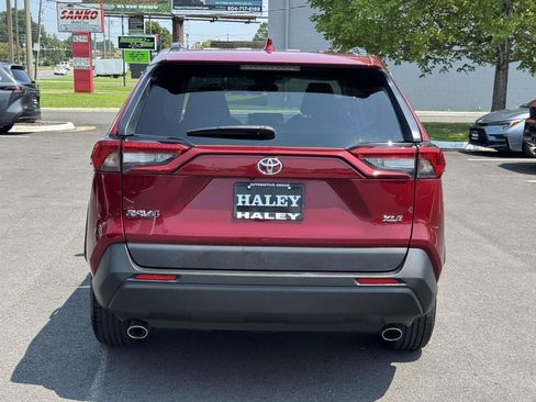 Used 2025 Toyota RAV4 XLE FWD image 22