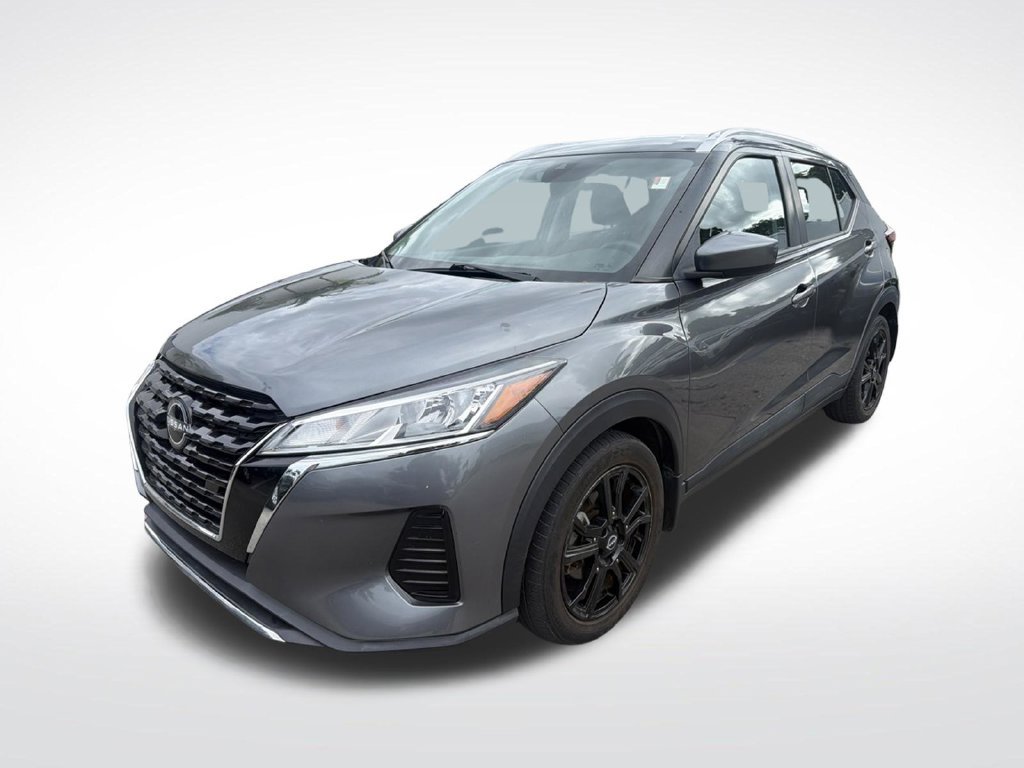 Used 2023 Nissan Kicks SV FWD image 3