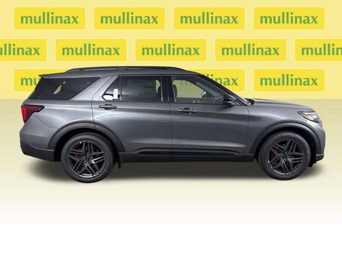 New 2026 Ford Explorer ST RWD image 2