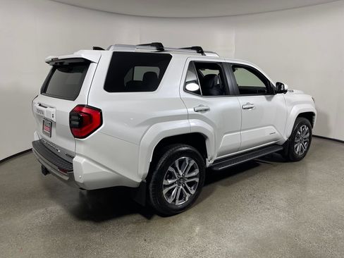 New 2026 Toyota 4Runner Limited AWD/4WD image 3