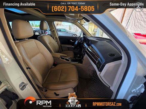 Used 2011 Mercedes-Benz GLK 350 4MATIC image 13