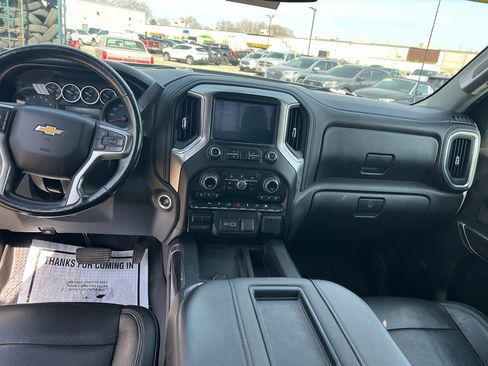 Used 2020 Chevrolet Silverado 1500 LTZ w/ LTZ Plus Package AWD/4WD image 10