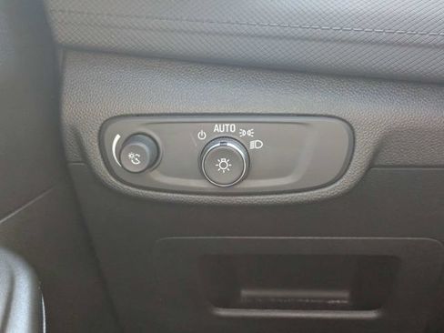 Used 2024 Chevrolet TrailBlazer LT FWD image 22