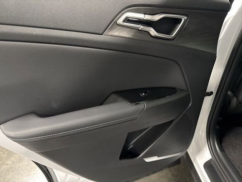 Used 2023 Kia Sportage X-Line w/ X-Line Premium Package image 27