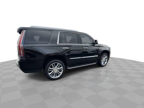 Used 2016 Cadillac Escalade Luxury AWD/4WD image 8