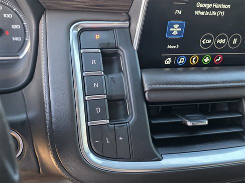 Used 2021 Chevrolet Tahoe LT image 15