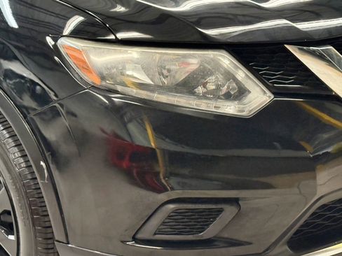 Used 2015 Nissan Rogue S AWD/4WD image 6