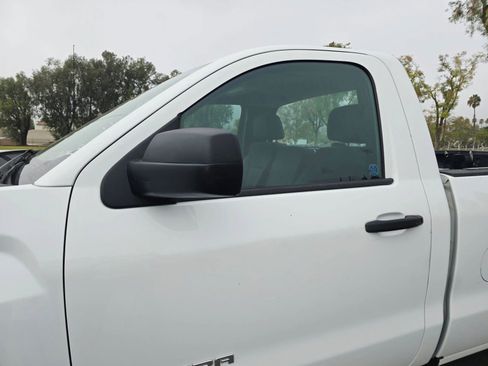Used 2018 GMC Sierra 1500 2WD Regular Cab image 9