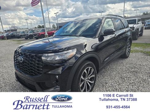 New 2026 Ford Explorer ST-Line RWD image 1