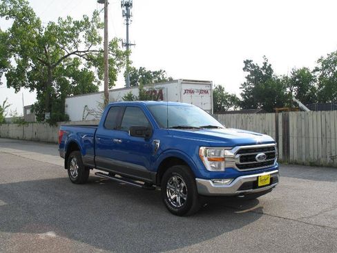 Used 2021 Ford F150 XLT w/ Equipment Group 301A Mid AWD/4WD image 4