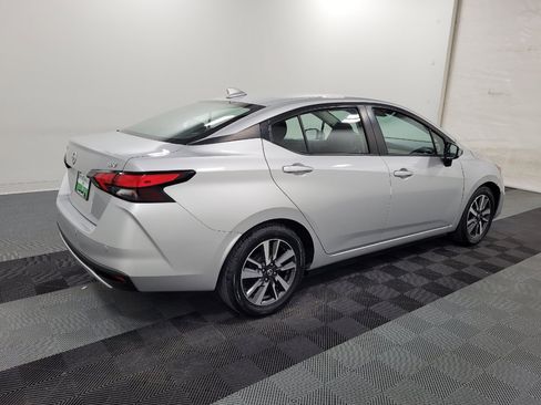 Used 2021 Nissan Versa SV FWD image 10