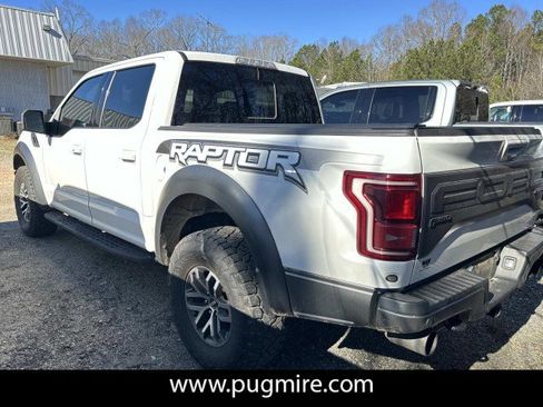 Used 2018 Ford F150 Raptor w/ Equipment Group 802A Luxury image 5