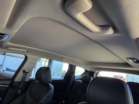 Used 2023 Hyundai Santa Fe SEL w/ Premium Package FWD image 7