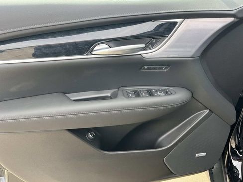 New 2025 Cadillac XT5 Premium Luxury image 22
