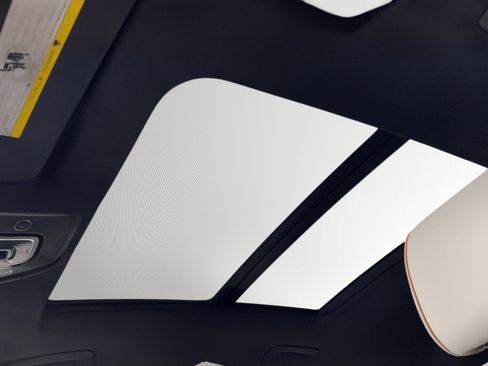 Used 2023 Audi e-tron Chronos w/ Chronos Package image 18