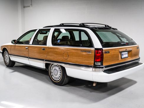 Used 1996 Buick Roadmaster Estate RWD image 5