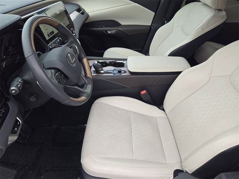 Used 2025 Lexus RX 350 Premium Plus w/ Convenience Package image 13