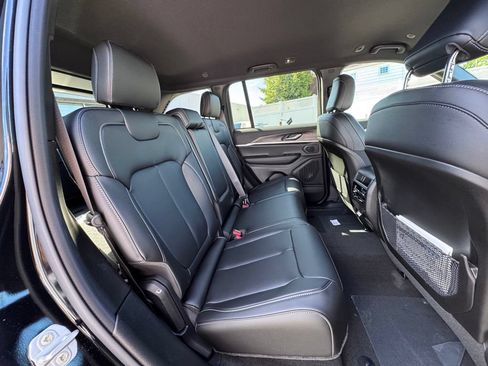 New 2026 Jeep Grand Cherokee Limited AWD/4WD image 20