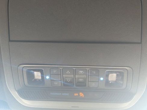 Used 2025 Ford Explorer ST AWD/4WD image 29