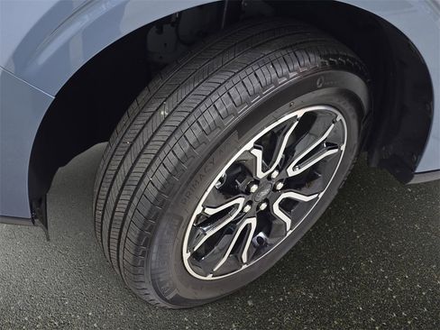 Used 2024 Ford Maverick Lariat w/ 4K Tow Package image 34