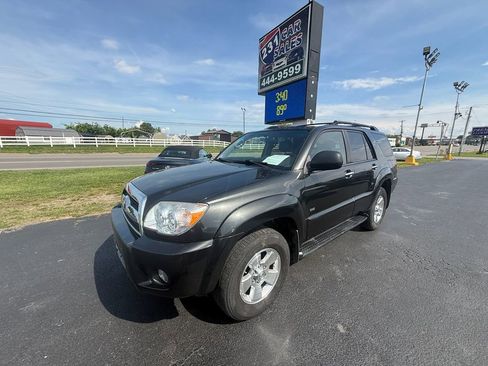 Used 2008 Toyota 4Runner SR5 RWD image 9