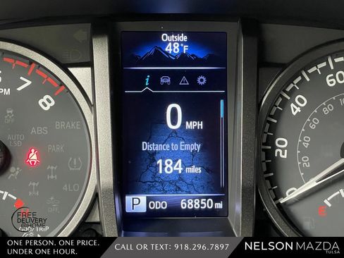 Used 2022 Toyota Tacoma TRD Off-Road image 27