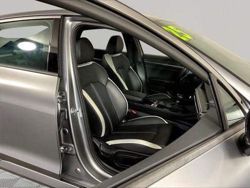 Used 2025 Kia K5 GT-Line AWD/4WD image 28