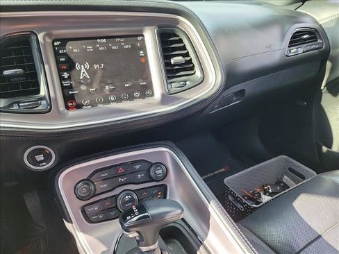Used 2022 Dodge Challenger SXT w/ Plus Package RWD image 17