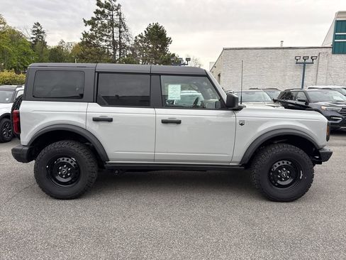 New 2026 Ford Bronco Big Bend w/ Black Diamond Package AWD/4WD image 3