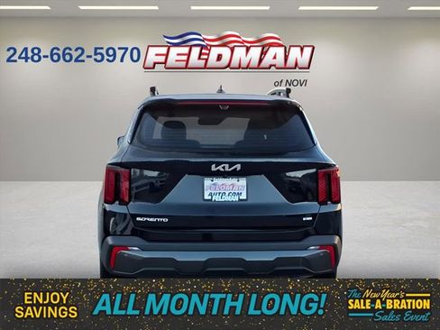 Used 2024 Kia Sorento SX Prestige w/ Sage Leather Package image 4