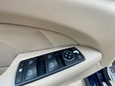 Used 2015 Mercedes-Benz CLS 550 4MATIC image 40