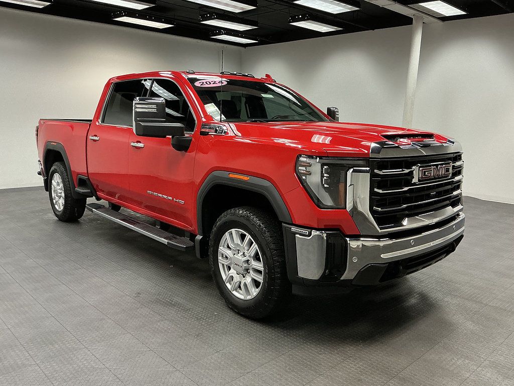 Used 2024 GMC Sierra 2500 SLT w/ SLT Premium Package AWD/4WD image 7