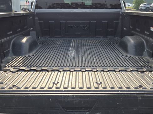 Used 2025 Chevrolet Silverado 2500 LT w/ Convenience Package AWD/4WD image 13