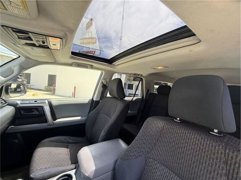 Used 2013 Toyota 4Runner SR5 w/ Convenience Pkg AWD/4WD image 28