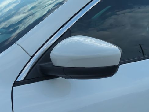 Used 2022 Ford Escape SEL image 10