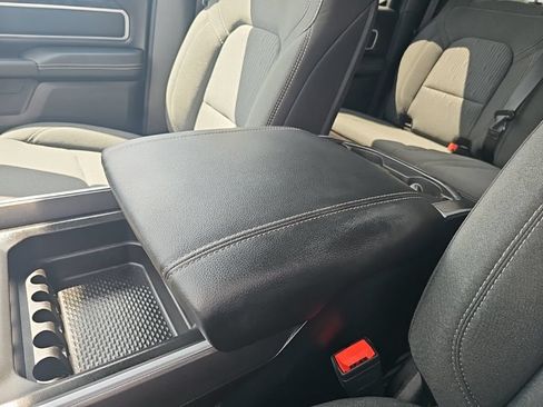 Used 2023 RAM 1500 Big Horn AWD/4WD image 23